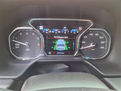 Used 2021 GMC Yukon SLT w/ Rear Media and Nav Package image 12