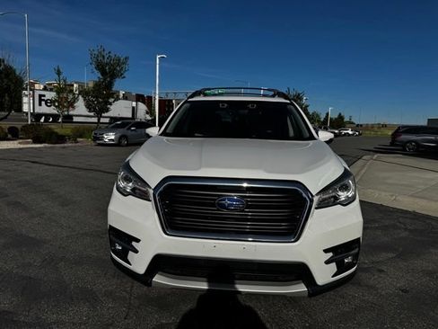 Used 2019 Subaru Ascent Limited w/ Popular Package #2 AWD/4WD image 3