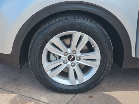 Used 2018 Kia Sportage LX FWD image 34