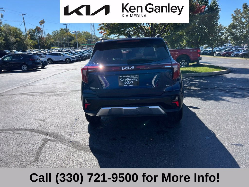 Certified 2024 Kia Seltos EX AWD/4WD image 12