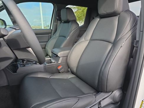 Certified 2025 Toyota Tacoma TRD Sport image 14