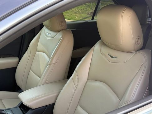 Certified 2025 Cadillac XT4 Premium Luxury FWD image 15