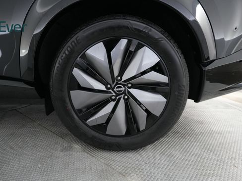 Used 2023 Nissan Ariya FWD image 9