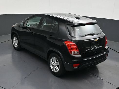 Used 2021 Chevrolet Trax LS FWD image 22