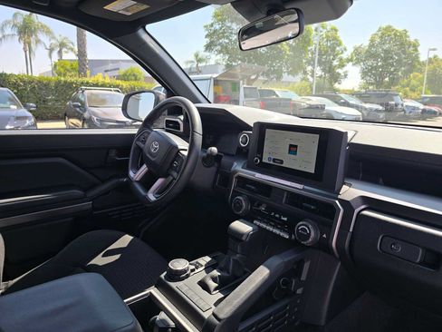 Certified 2026 Toyota 4Runner SR5 AWD/4WD image 11