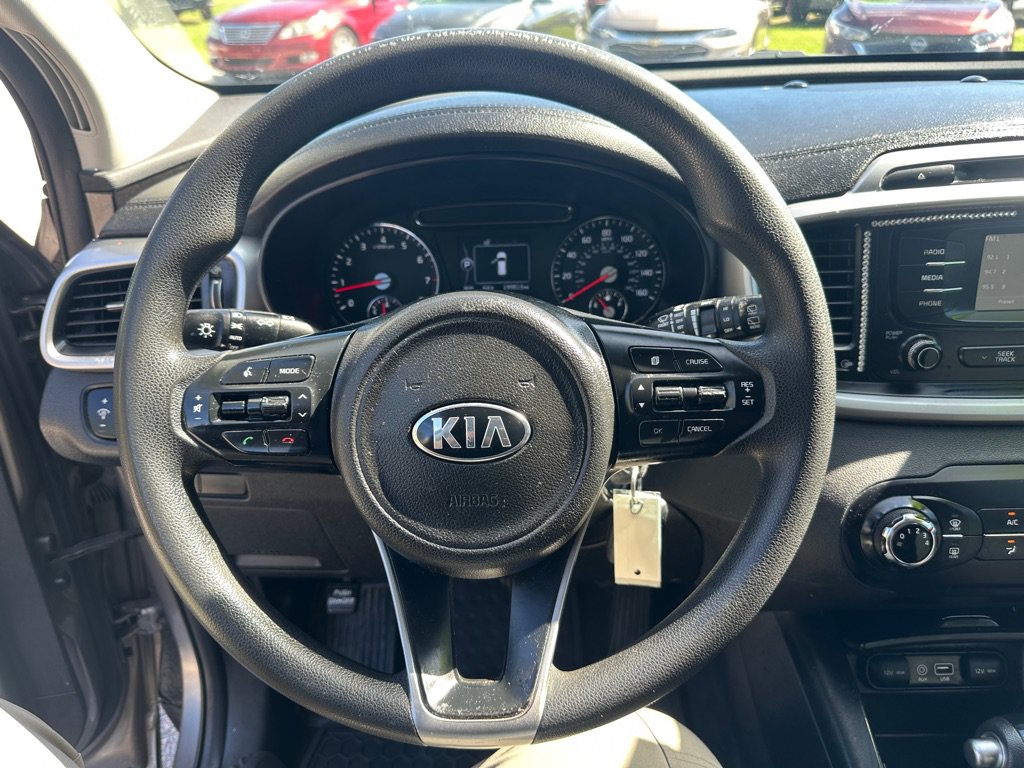 Used 2017 Kia Sorento AWD image 17