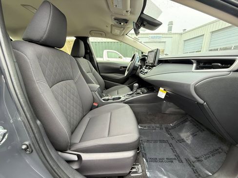 Used 2025 Toyota Corolla LE w/ LE Premium Package image 22