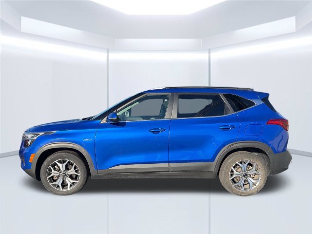 Certified 2021 Kia Seltos EX AWD/4WD image 3