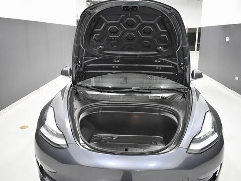 Used 2019 Tesla Model 3 Long Range image 34