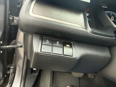 Used 2019 Honda Civic LX image 21