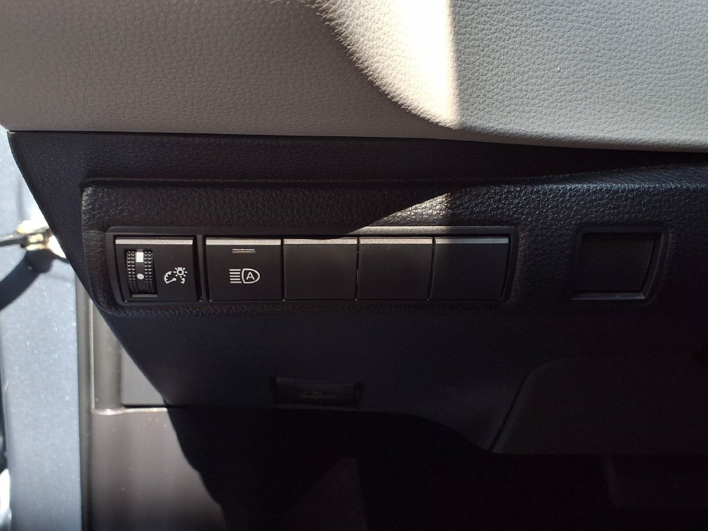 Certified 2023 Toyota Corolla LE w/ Carpet Mat Package (TMS) FWD image 16