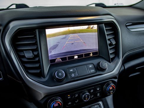 Used 2020 GMC Acadia AT4 image 40