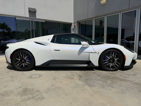 Used 2023 Maserati MC20 Spyder RWD image 9