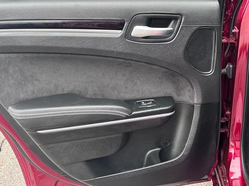 Used 2023 Chrysler 300 C RWD image 36