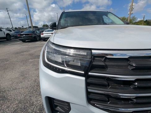 New 2026 Ford Explorer Active image 11