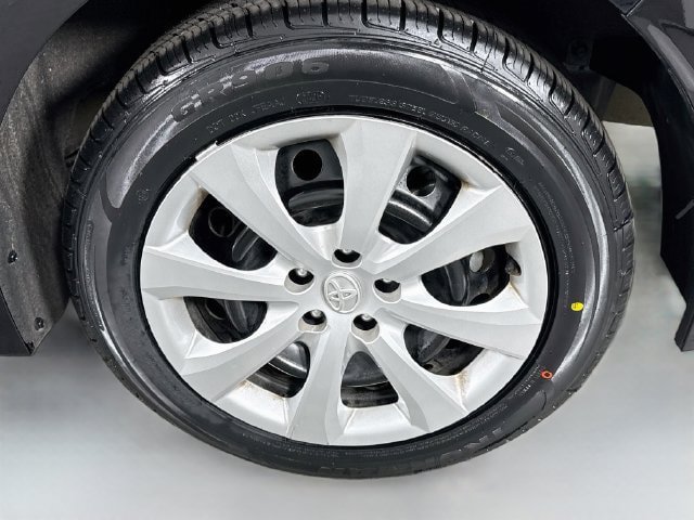 Certified 2025 Toyota Corolla LE FWD image 30