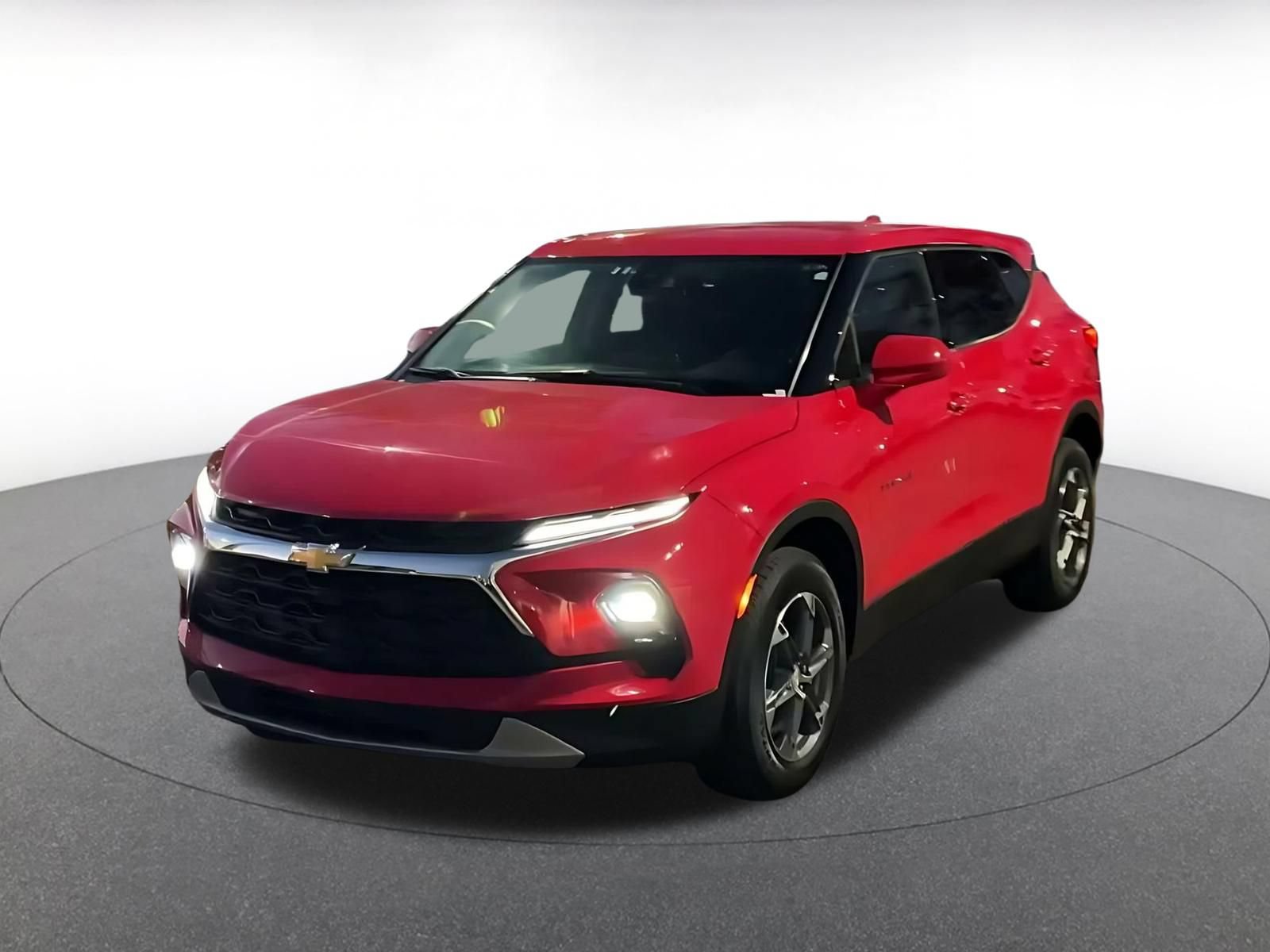Used 2026 Chevrolet Blazer LT FWD image 6