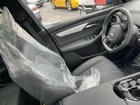 Used 2023 VinFast VF 8 Plus image 61