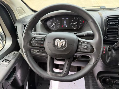 Used 2024 RAM ProMaster 2500 w/ Safety Group FWD image 30