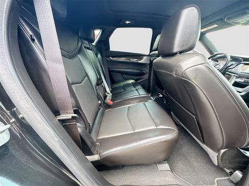 Used 2024 Cadillac XT5 Sportv w/ Technology Package image 27