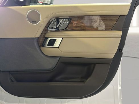 Used 2019 Land Rover Range Rover HSE AWD/4WD image 32