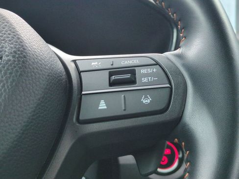 Used 2025 Honda CR-V Sport image 18