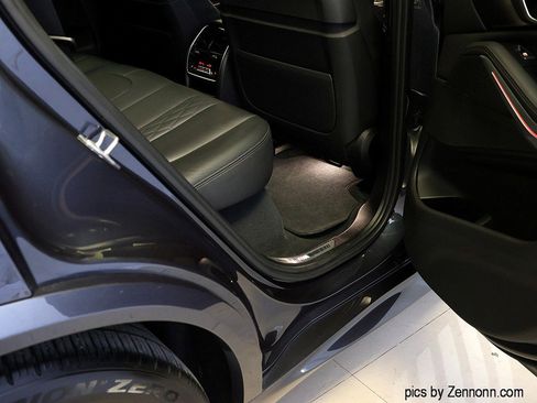 Used 2022 BMW X5 xDrive40i w/ M Sport Package image 36