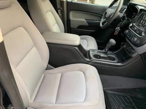 Used 2019 Chevrolet Colorado W/T w/ Custom Special Edition AWD/4WD image 11