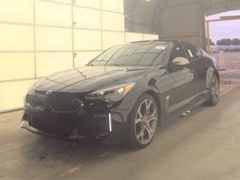 Used 2020 Kia Stinger GT2 AWD/4WD image 2