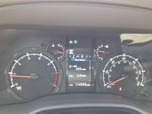 Used 2021 Toyota 4Runner SR5 AWD/4WD image 21