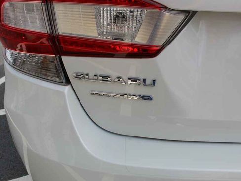 Used 2021 Subaru Impreza 2.0i image 8