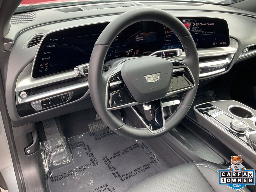 Used 2024 Cadillac Lyriq Luxury AWD/4WD image 24