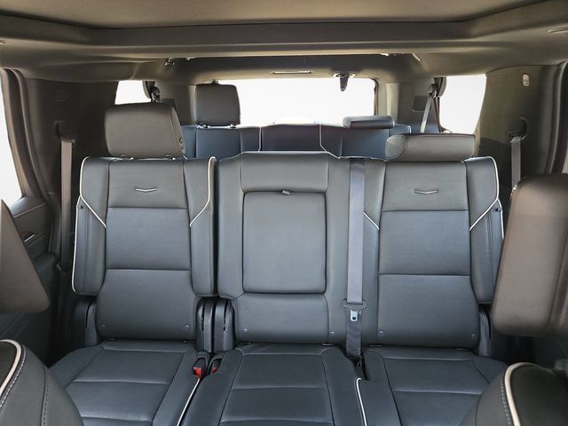 Certified 2024 Cadillac Escalade Premium Luxury AWD/4WD image 33