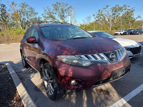 Used 2010 Nissan Murano LE w/ Navigation Pkg image 4