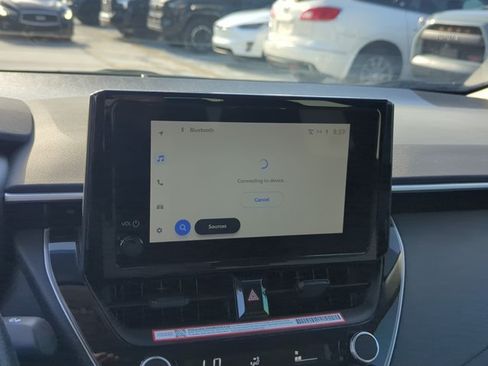 Used 2025 Toyota Corolla LE FWD image 20