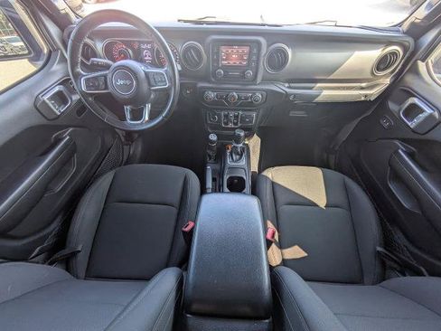 Used 2020 Jeep Gladiator Sport w/ Quick Order Package 24S AWD/4WD image 15
