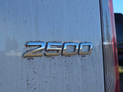 Used 2025 Mercedes-Benz Sprinter 2500 image 18