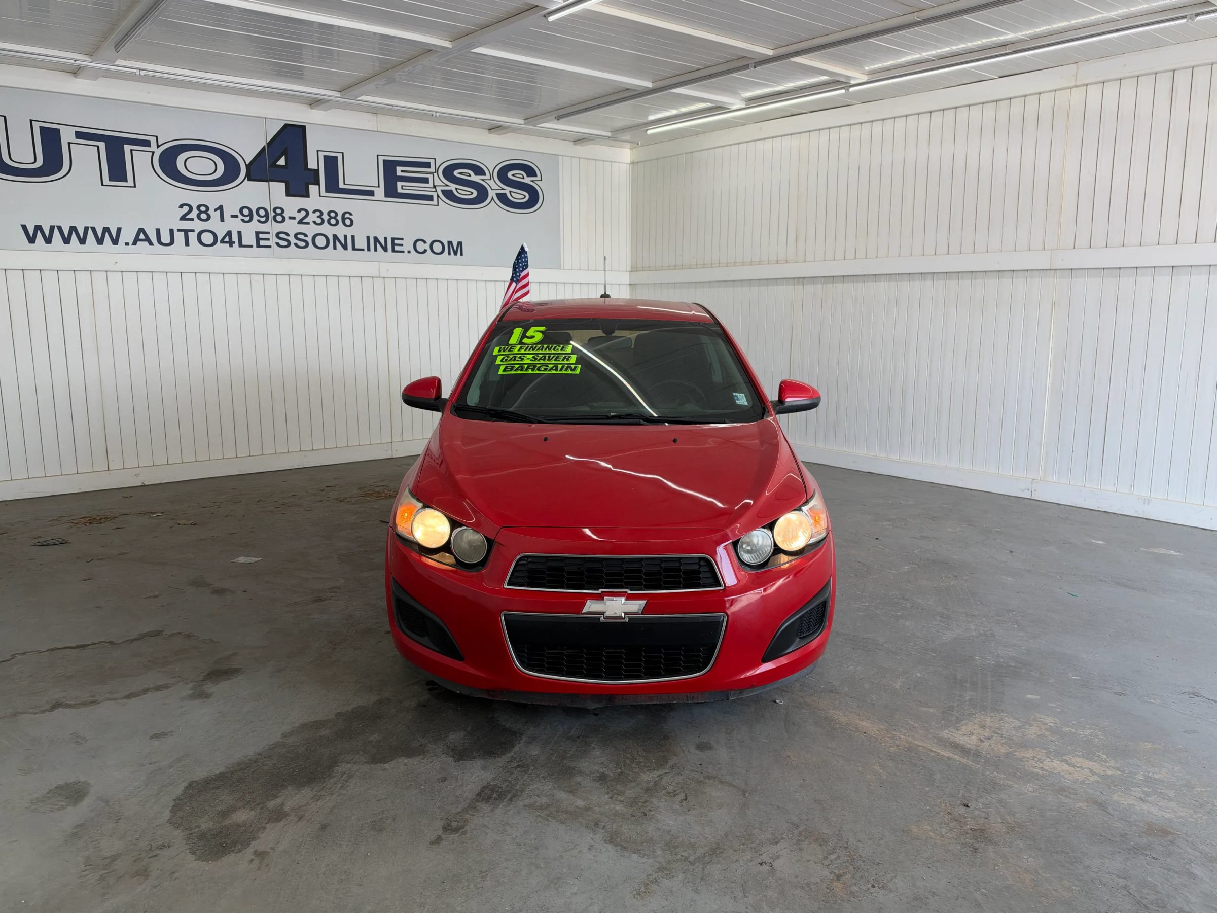 Used 2015 Chevrolet Sonic LT FWD image 2
