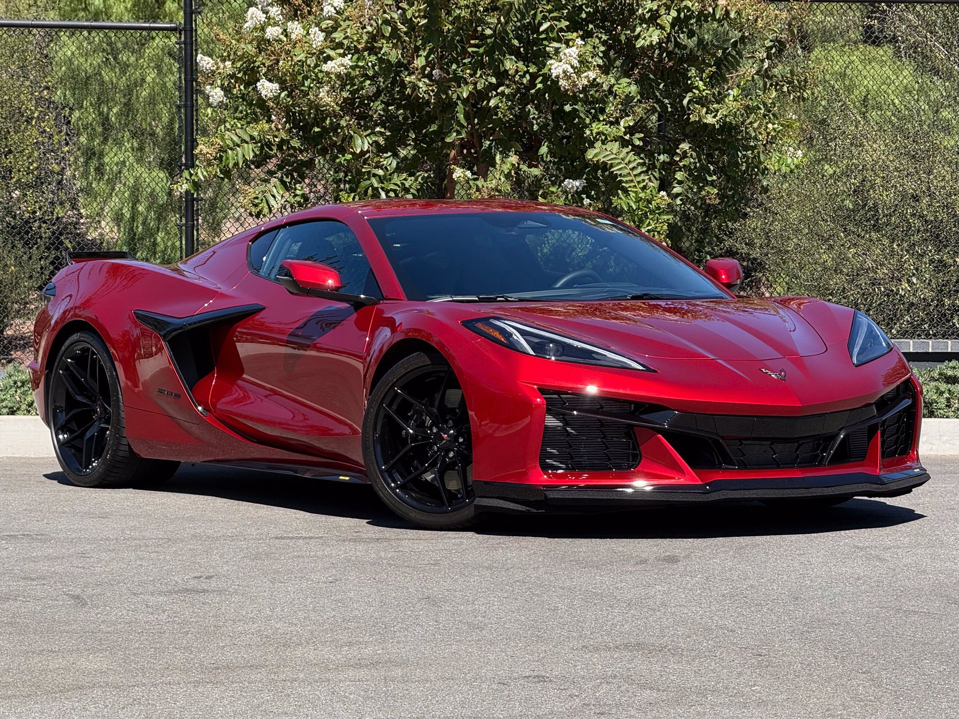 Used 2026 Chevrolet Corvette Z06 w/ Battery Protection Package RWD image 9