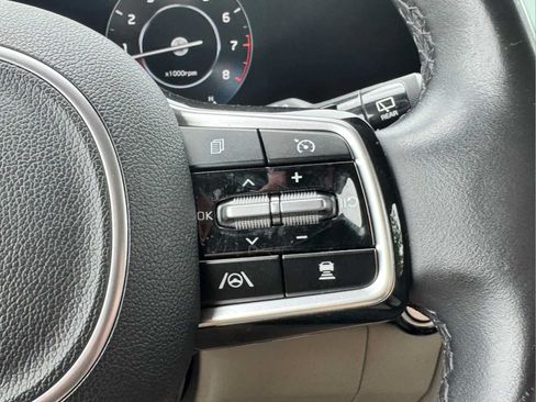 Used 2022 Kia Carnival SX Prestige FWD image 15