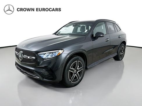 Used 2026 Mercedes-Benz GLC 300 4MATIC image 1