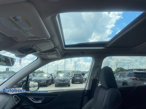 Used 2019 Subaru Forester Premium w/ All-Weather Package AWD/4WD image 18