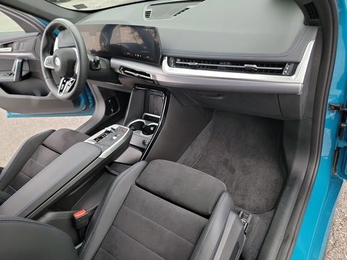 Certified 2025 BMW X1 xDrive28i w/ M Sport Package image 13