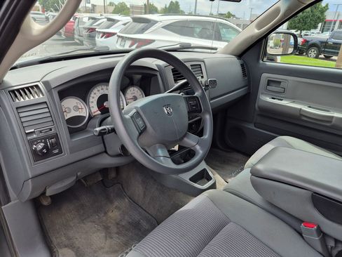 Used 2007 Dodge Dakota SLT w/ Trailer Tow Group AWD/4WD image 16