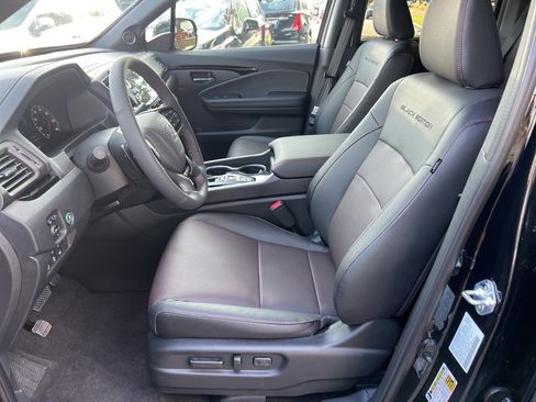 New 2026 Honda Ridgeline Black Edition image 13