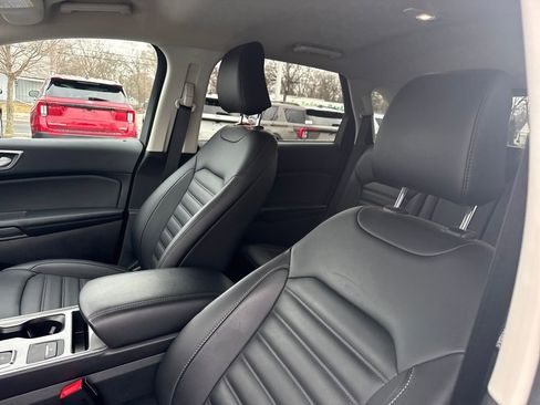 Used 2024 Ford Edge SEL w/ Convenience Package image 24