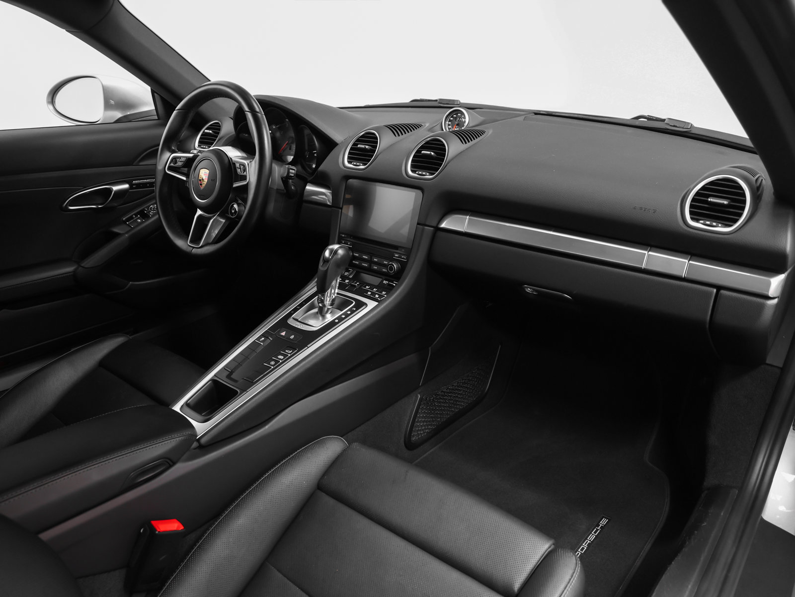 Certified 2021 Porsche 718 Cayman S RWD image 24