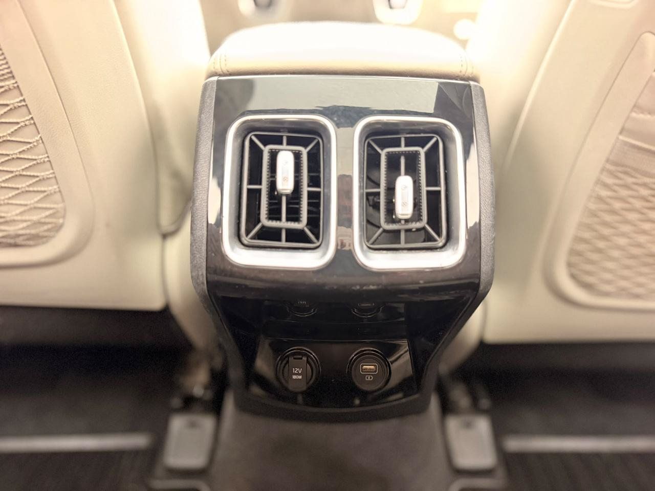 Used 2021 Kia Sorento SX FWD image 28