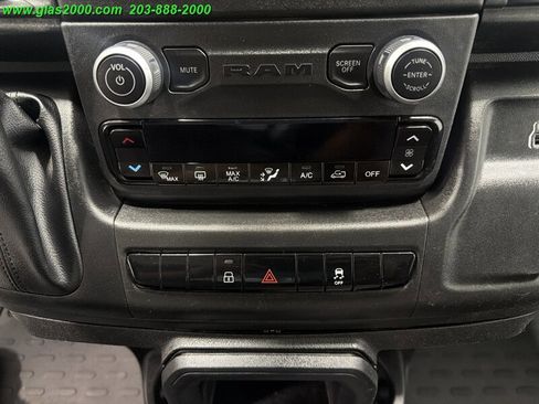 Used 2024 RAM ProMaster 2500 w/ Convenience Group FWD image 27