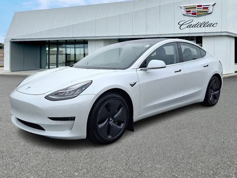 Used 2019 Tesla Model 3 Performance image 3